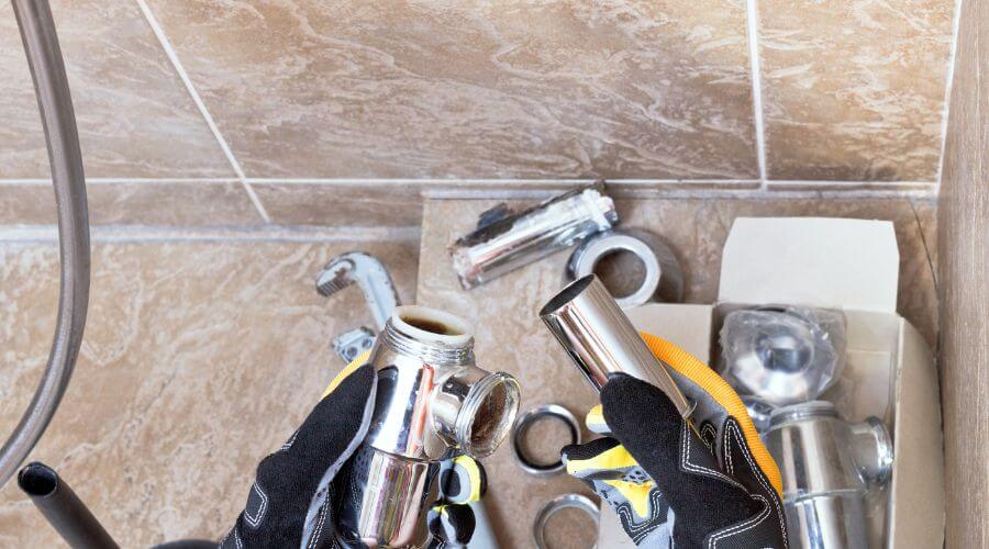Professional gutter cleaning in Bothell, WA